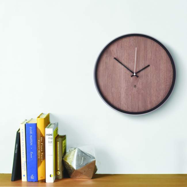 Zegar ścienny Umbra Madera Ø 32 cm, czarny