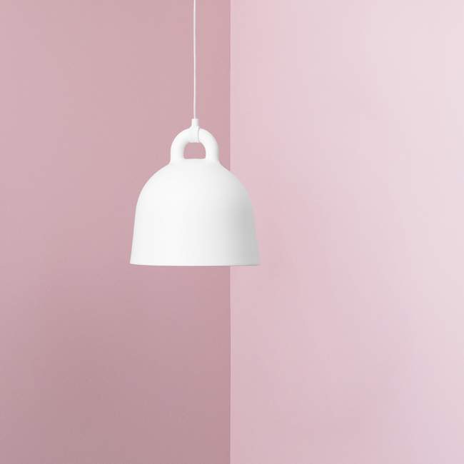 Lampa Normann Copenhagen Bell Ø 55 cm, biała