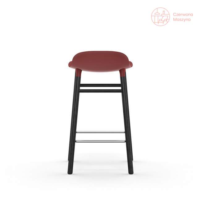 Krzesło barowe Normann Copenhagen Form 65 cm dąb, czerwone z czarnymi nogami