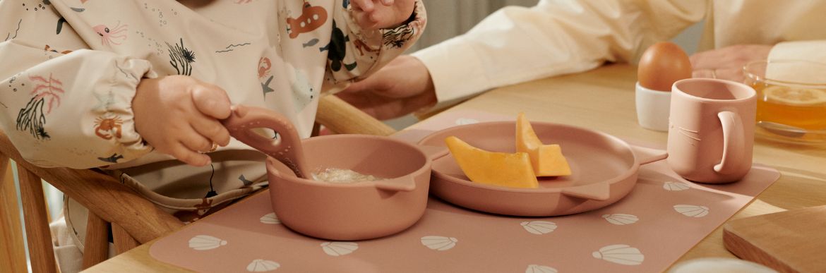 zestawy naczyń dla dzieci